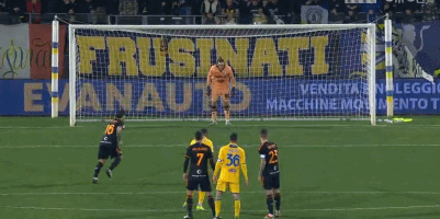 英超前瞻：曼城剑指三分紧追榜首，桑德兰变阵挑战强敌（英超前瞻：曼城力拼三分紧逼榜首，桑德兰变阵硬撼劲旅）