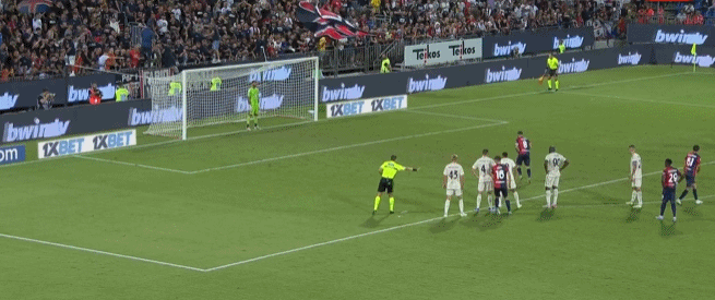 女足欧冠抽签：皇马女足对阵巴黎FC女足，胜者将战巴萨女足（女足欧冠抽签出炉：皇马女足遭遇巴黎FC，晋级者将对阵巴萨女足）