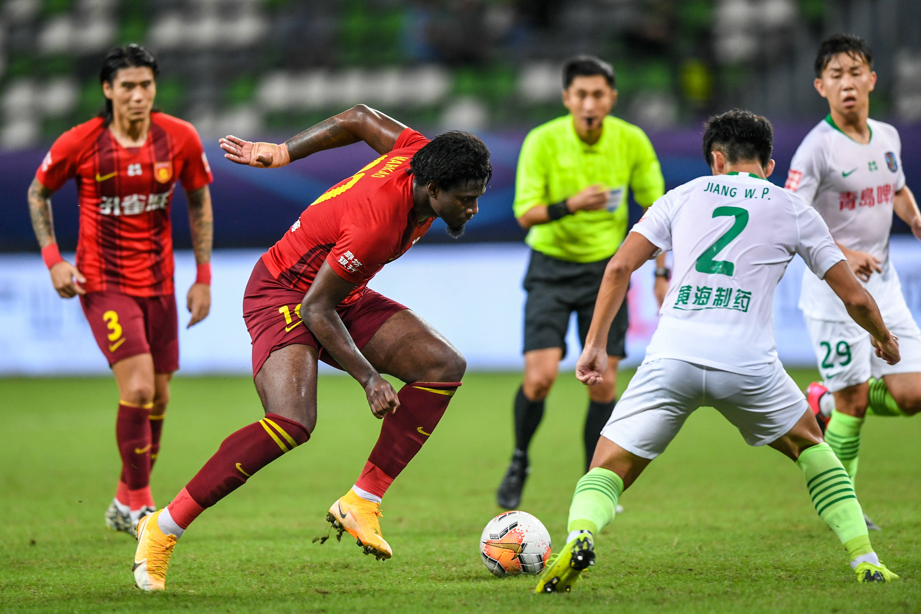 欧冠前瞻：勒沃库森盼延续欧战连胜势头，纽卡不会大幅轮换（欧冠前瞻：勒沃库森力争续写欧战连胜，纽卡轮换幅度不大）